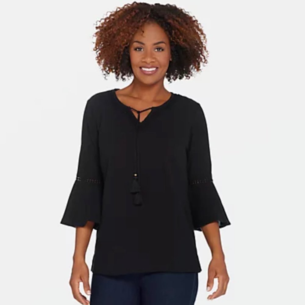 Denim & Co Crinkle Gauze Bell Sleeve Top w/Dot Lace Detail BLACK MEDIUM Preowned